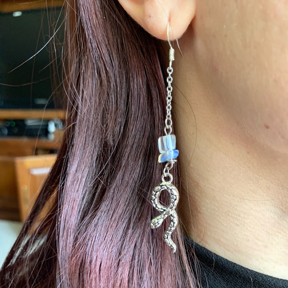 Snake earrings - Picture 5 of 5